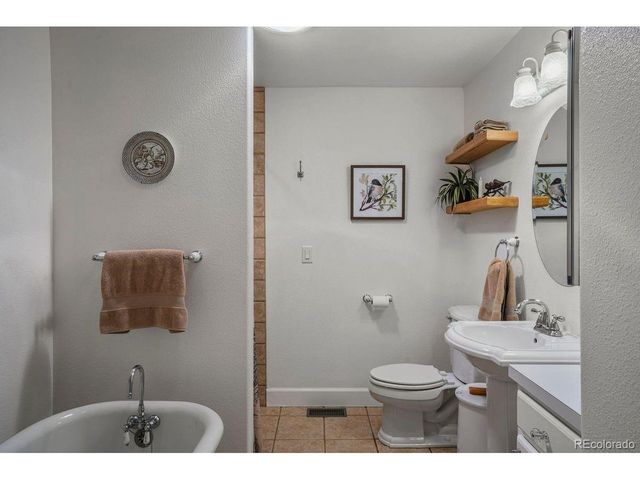 13290 Pinery Dr, Colorado Springs, CO 80908