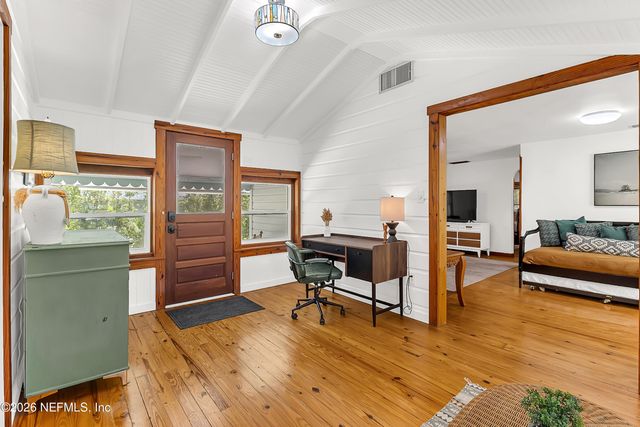 3560 MARTIN Avenue, Mount Dora, FL 32757