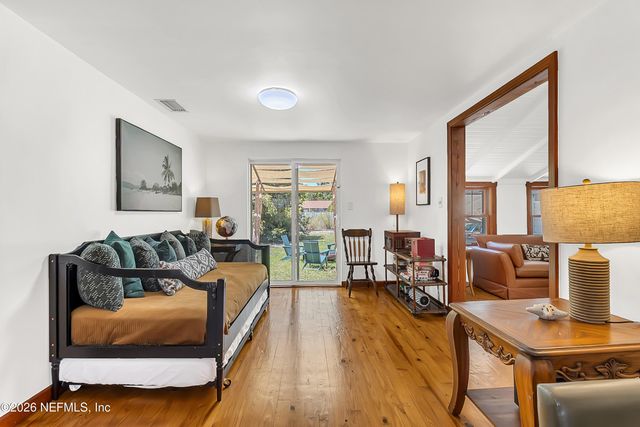 3560 MARTIN Avenue, Mount Dora, FL 32757