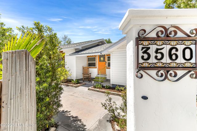 3560 MARTIN Avenue, Mount Dora, FL 32757