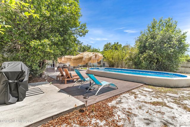 3560 MARTIN Avenue, Mount Dora, FL 32757