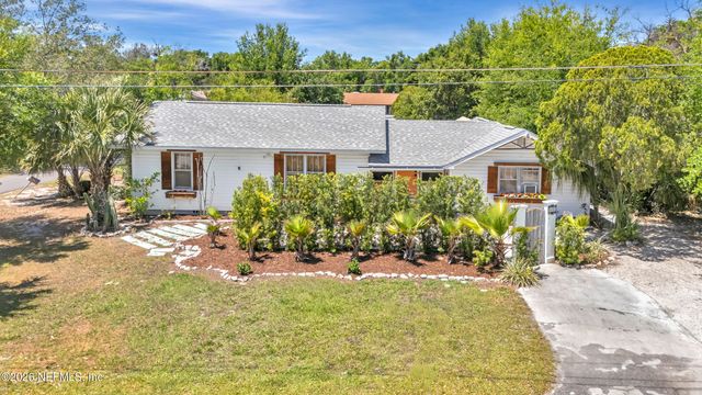 3560 MARTIN Avenue, Mount Dora, FL 32757