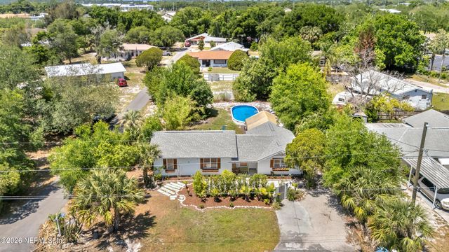 3560 MARTIN Avenue, Mount Dora, FL 32757