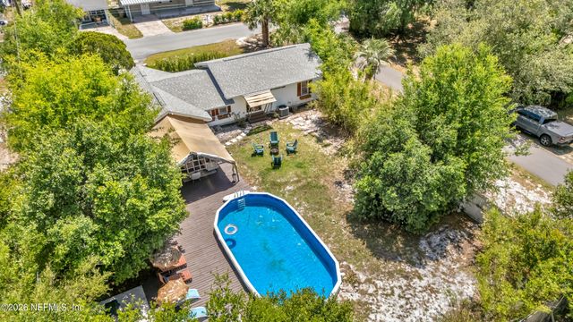 3560 MARTIN Avenue, Mount Dora, FL 32757