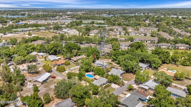 3560 MARTIN Avenue, Mount Dora, FL 32757