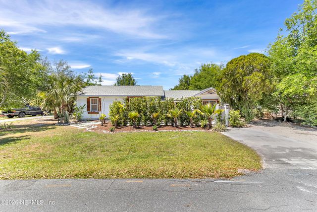 3560 MARTIN Avenue, Mount Dora, FL 32757