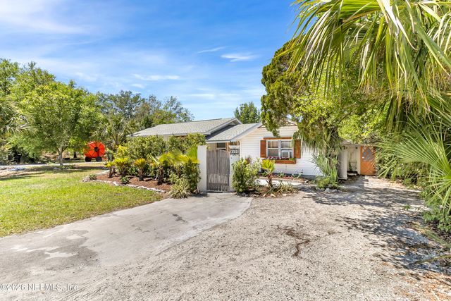 3560 MARTIN Avenue, Mount Dora, FL 32757