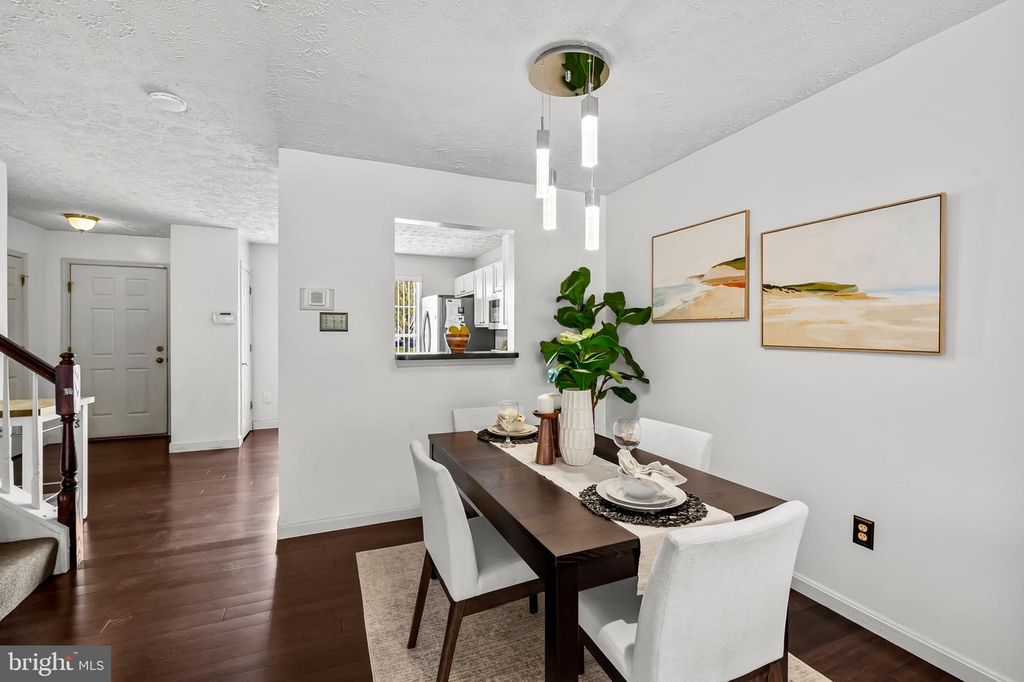 Image 13 of property listing at 518 JUNE APPLE CT, Abingdon, MD 21009