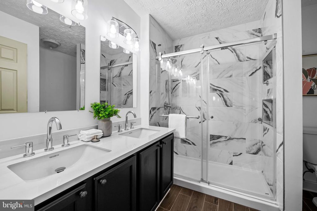 Image 19 of property listing at 518 JUNE APPLE CT, Abingdon, MD 21009