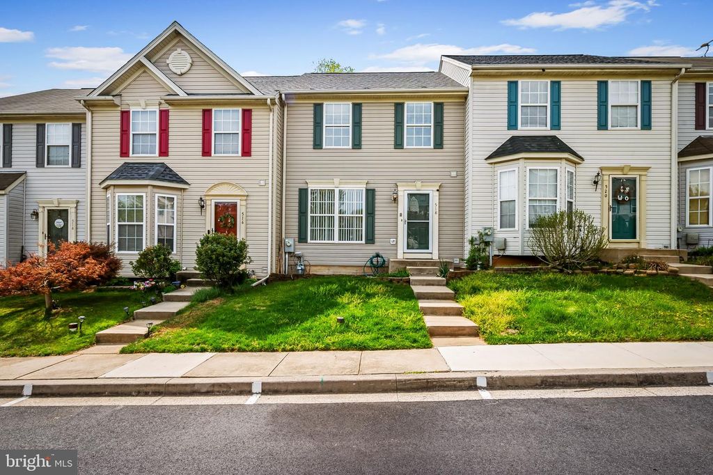 Image 2 of property listing at 518 JUNE APPLE CT, Abingdon, MD 21009