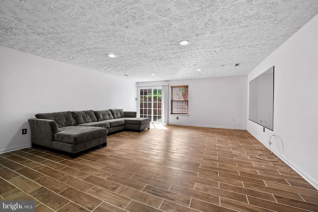 Image 28 of property listing at 518 JUNE APPLE CT, Abingdon, MD 21009