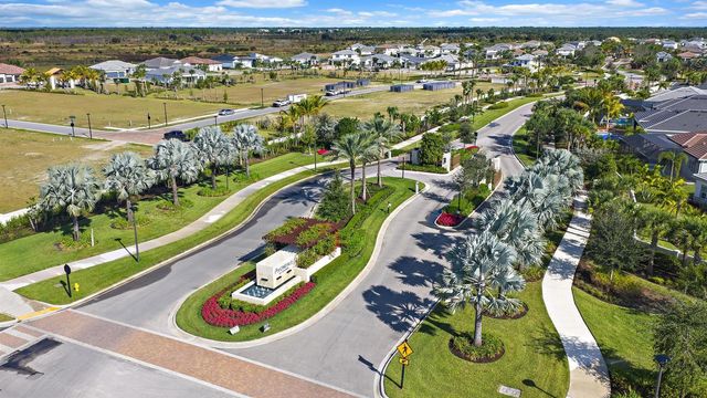 10722 Stellar Circle, Palm Beach Gardens, FL 33412