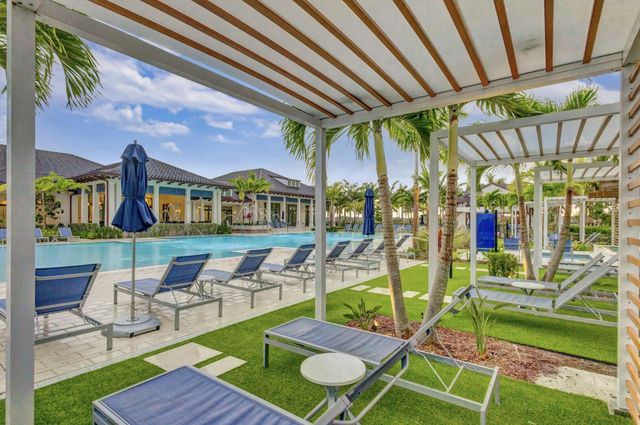 10722 Stellar Circle, Palm Beach Gardens, FL 33412