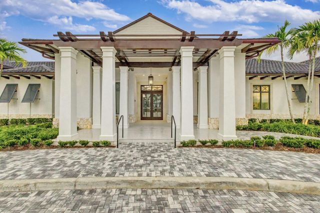 10722 Stellar Circle, Palm Beach Gardens, FL 33412