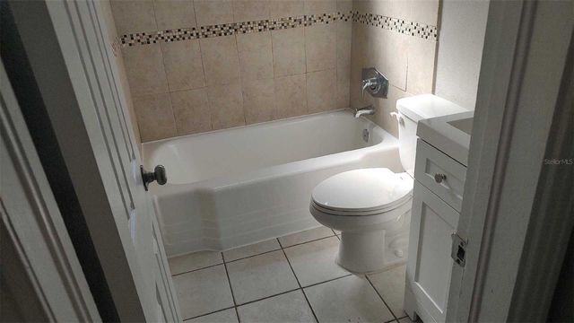 10910 N 15TH STREET, Tampa, FL 33612