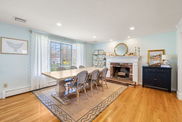 21 French St, Hingham, MA 02043