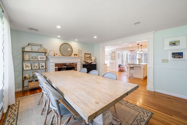 21 French St, Hingham, MA 02043