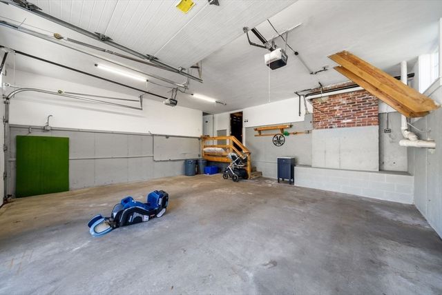 21 French St, Hingham, MA 02043