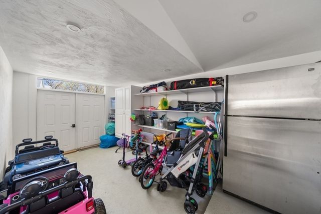 21 French St, Hingham, MA 02043