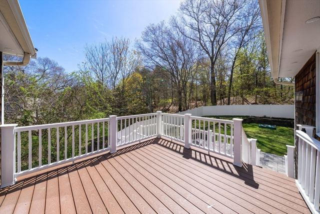 21 French St, Hingham, MA 02043