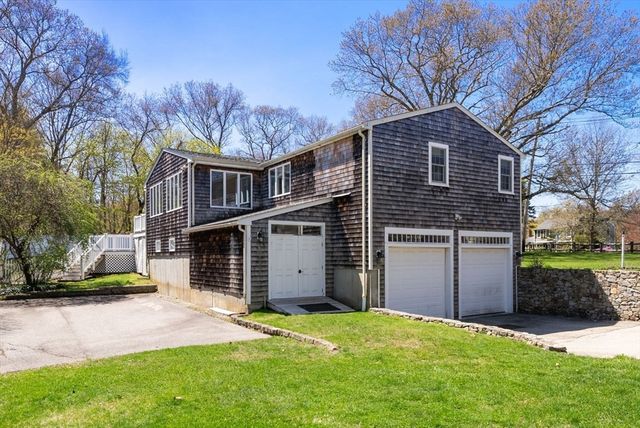 21 French St, Hingham, MA 02043