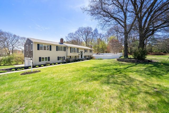 21 French St, Hingham, MA 02043