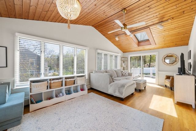 21 French St, Hingham, MA 02043