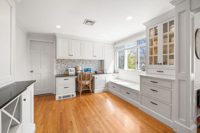 21 French St, Hingham, MA 02043