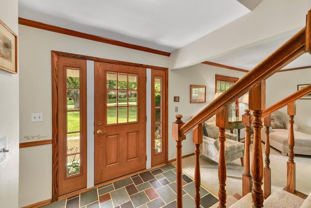 12780 Cardinal Crest DRIVE, Brookfield, WI 53005