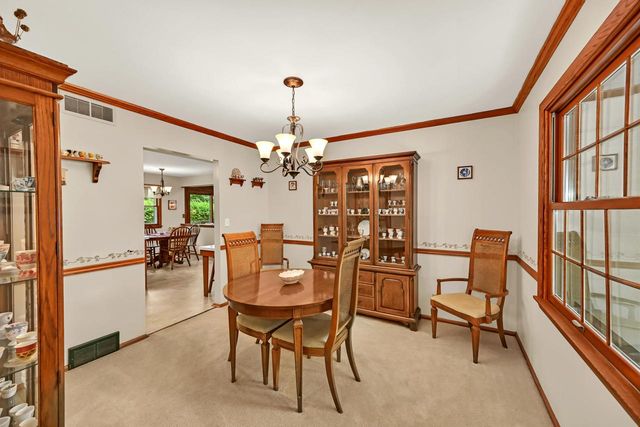 12780 Cardinal Crest DRIVE, Brookfield, WI 53005