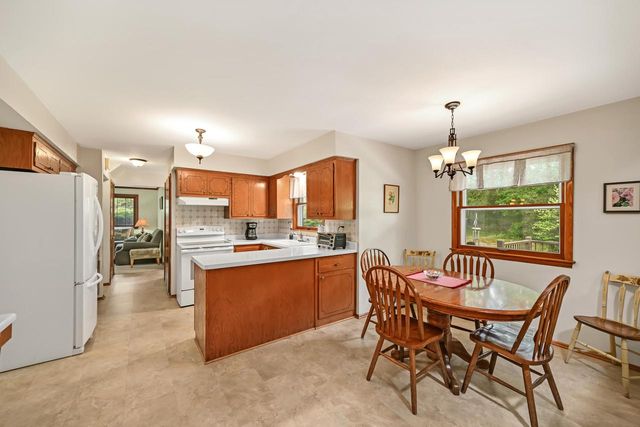 12780 Cardinal Crest DRIVE, Brookfield, WI 53005