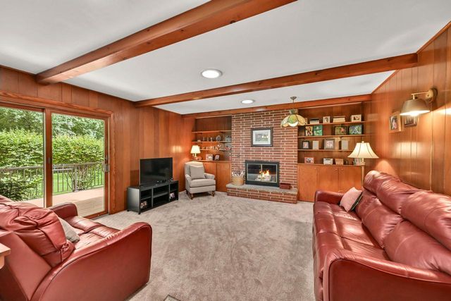 12780 Cardinal Crest DRIVE, Brookfield, WI 53005