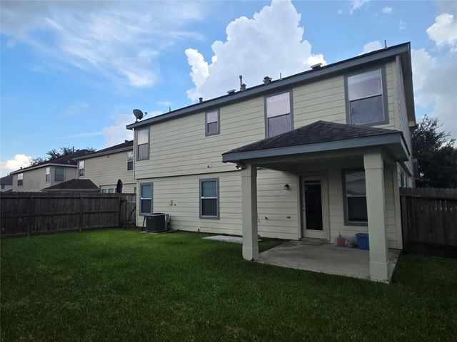 15515 Bartlett Pear Court, Houston, TX 77049