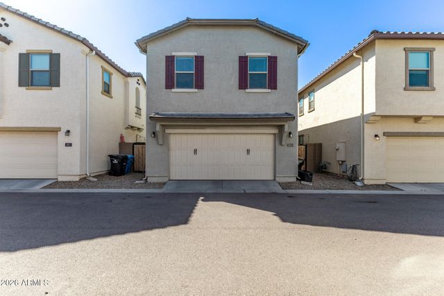 5813 W WARNER Street, Phoenix, AZ 85043