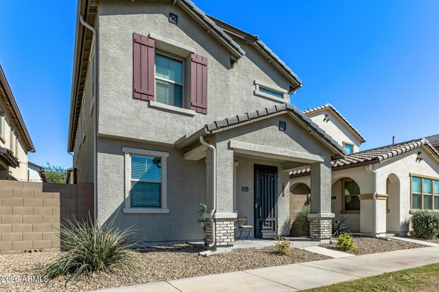 5813 W WARNER Street, Phoenix, AZ 85043