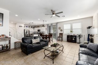 5813 W WARNER Street, Phoenix, AZ 85043