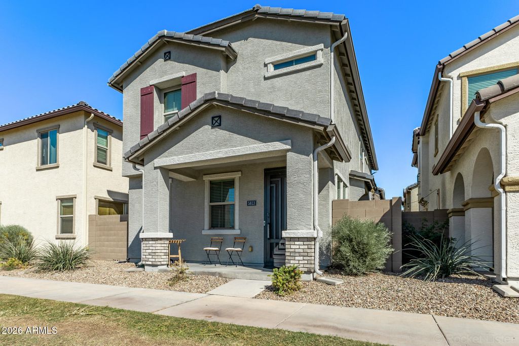 5813 W WARNER Street, Phoenix, AZ 85043 — photo 3