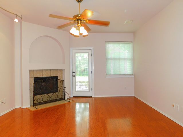 7917 Seven Oaks Lane, Denton, TX 76210