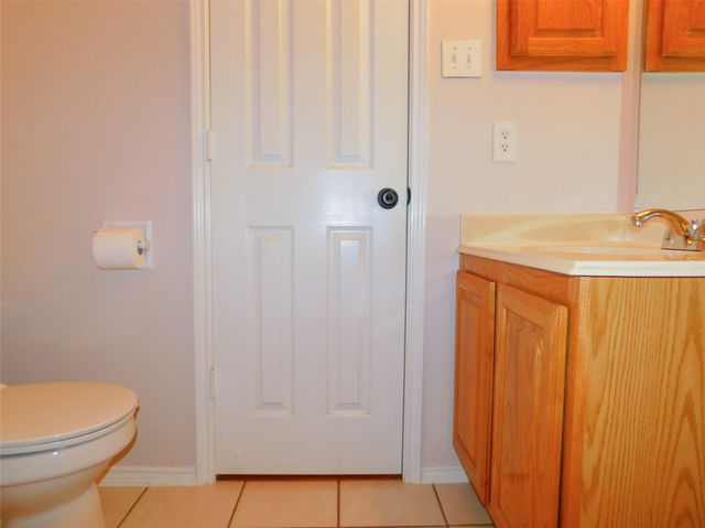 7917 Seven Oaks Lane, Denton, TX 76210