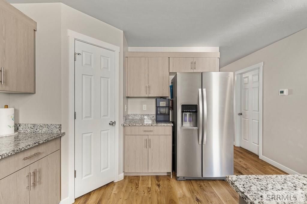 Image 12 of property listing at 2015 Lawrence Lane # 2002, Blackfoot, ID 83221