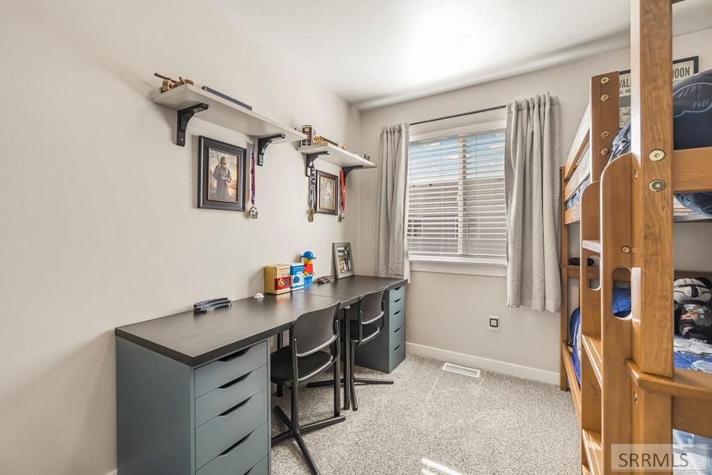 Image 25 of property listing at 2015 Lawrence Lane # 2002, Blackfoot, ID 83221