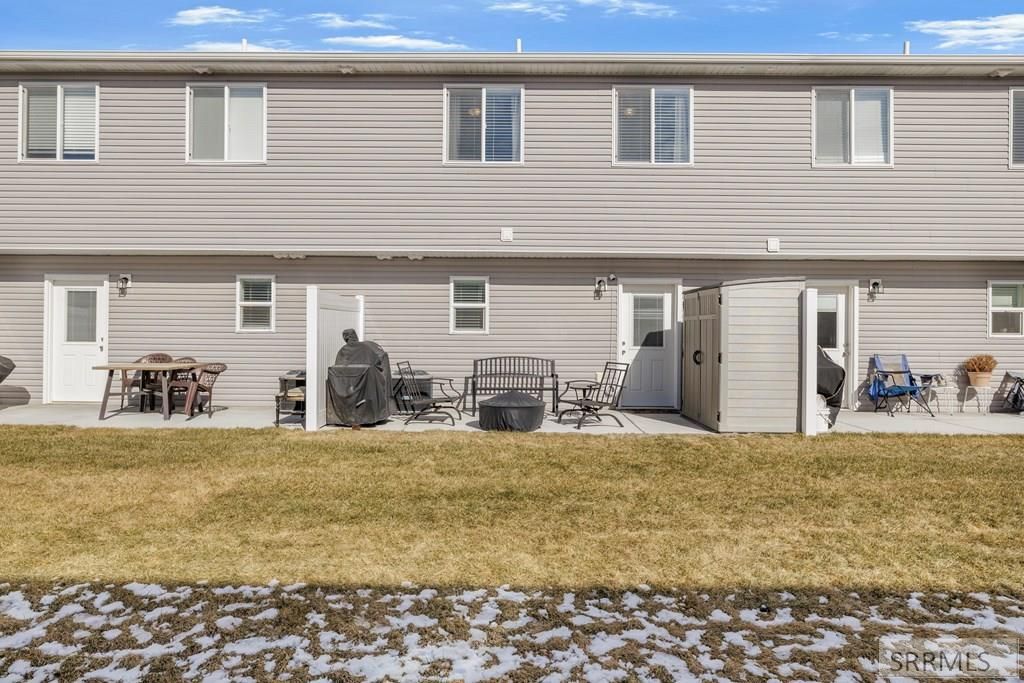 Image 31 of property listing at 2015 Lawrence Lane # 2002, Blackfoot, ID 83221