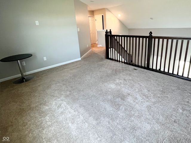 1583 N Creekwater Pass, Greenfield, IN 46140