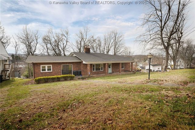 104 Costello Street, Charleston, WV 25302