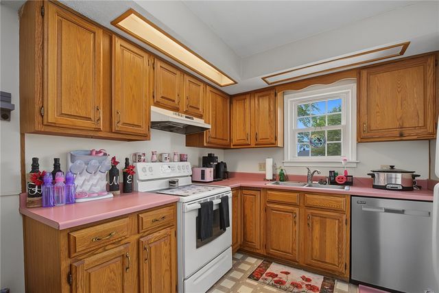 415 S Stadium Drive, Xenia, OH 45385