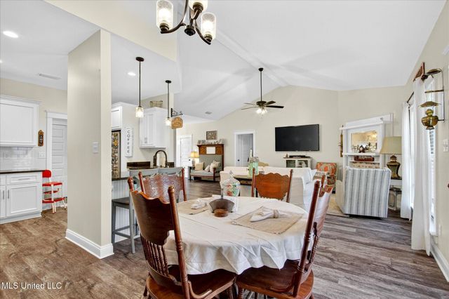 78 Percy O'Neal Road, Mchenry, MS 39561