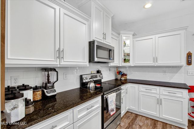 78 Percy O'Neal Road, Mchenry, MS 39561