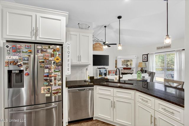 78 Percy O'Neal Road, Mchenry, MS 39561