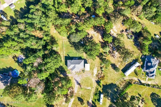 78 Percy O'Neal Road, Mchenry, MS 39561