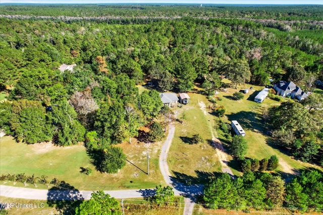 78 Percy O'Neal Road, Mchenry, MS 39561